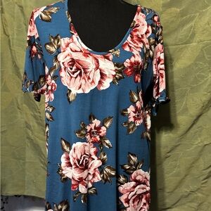 Acting Pro Floral Knotted Short Sleeve Top - Blue and Pink New w/o Tags Sz M